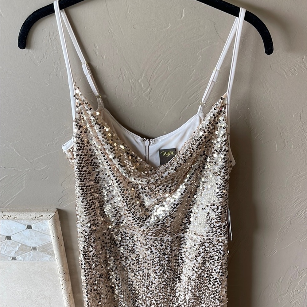 NWT Taylor Gold Sequin Dress